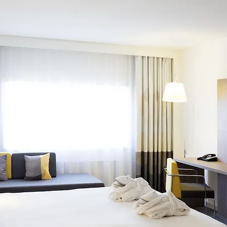 Novotel Hotell 4*
