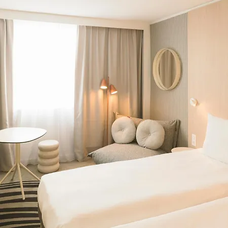 Novotel 4* Burdeos