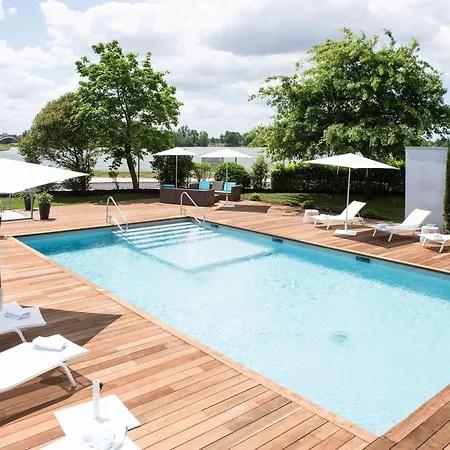 Novotel